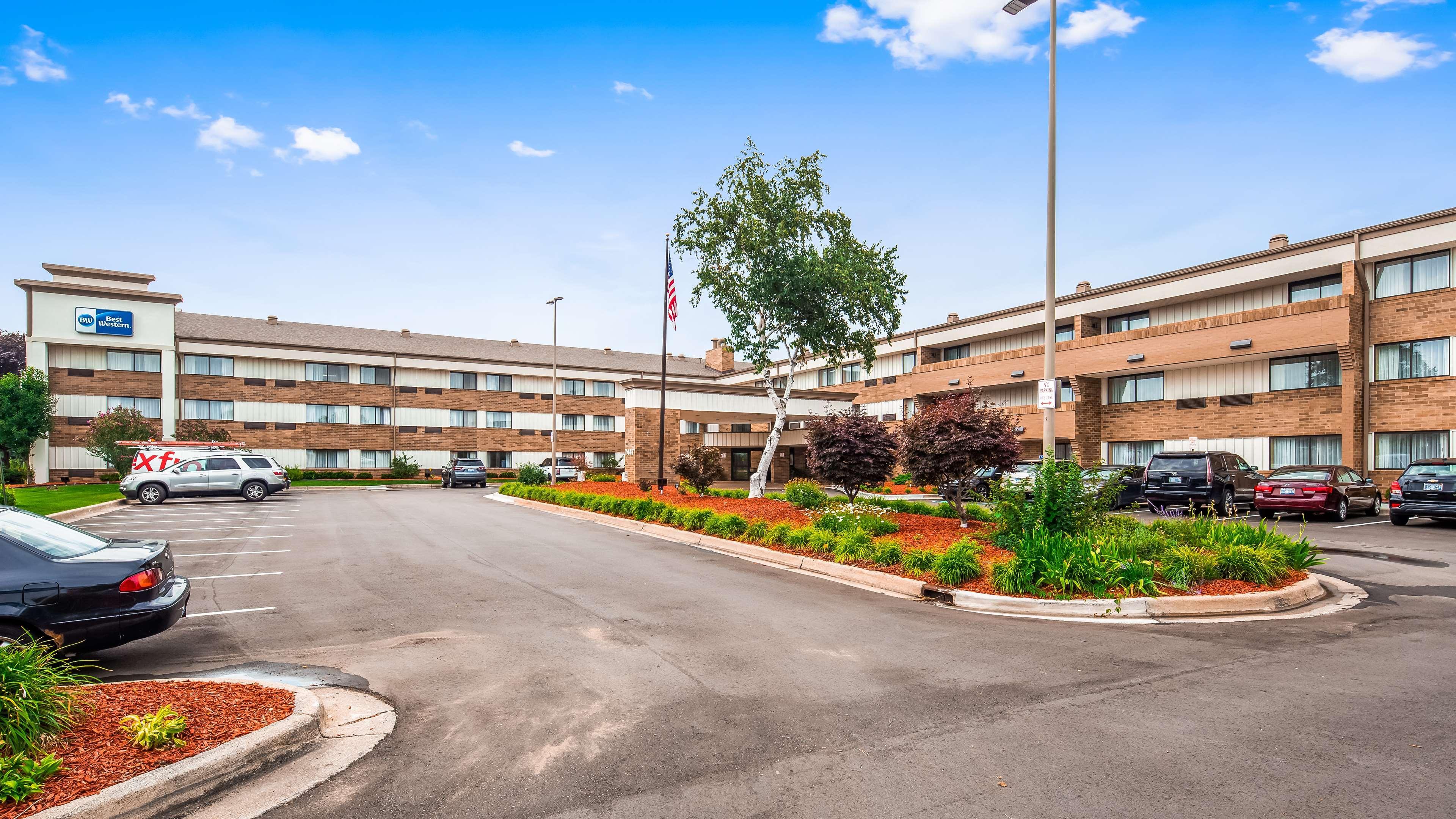 Best Western Warren Hotel Exterior photo
