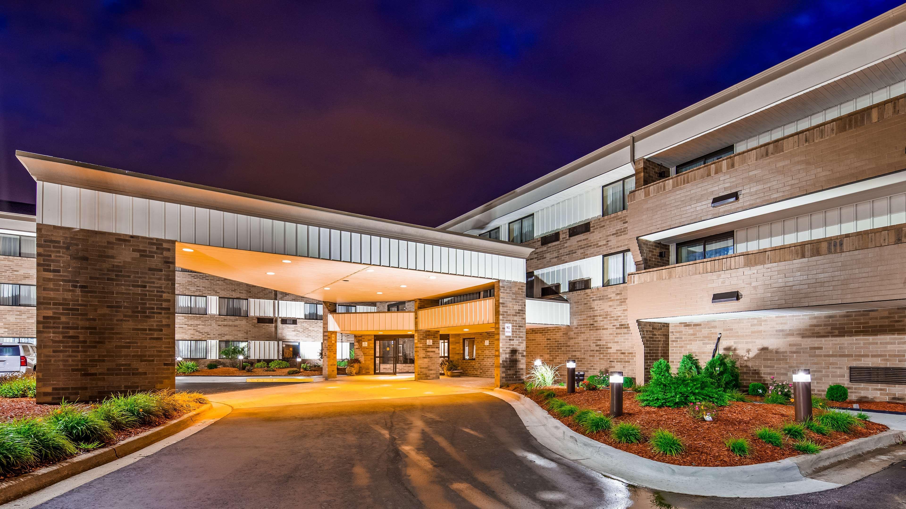 Best Western Warren Hotel Exterior photo