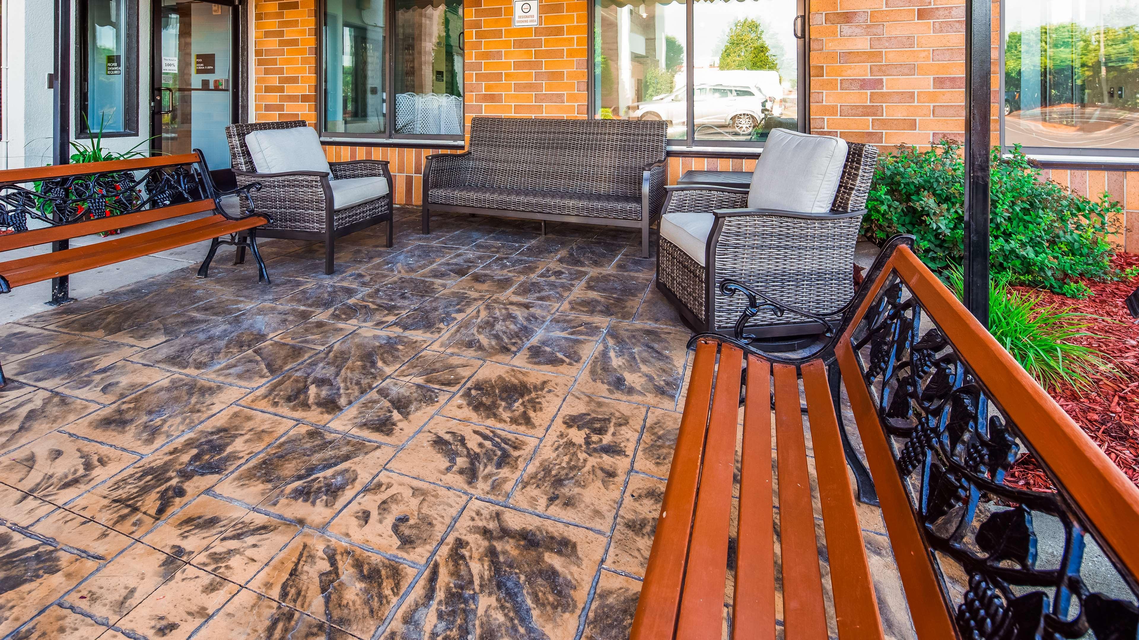 Best Western Warren Hotel Exterior photo