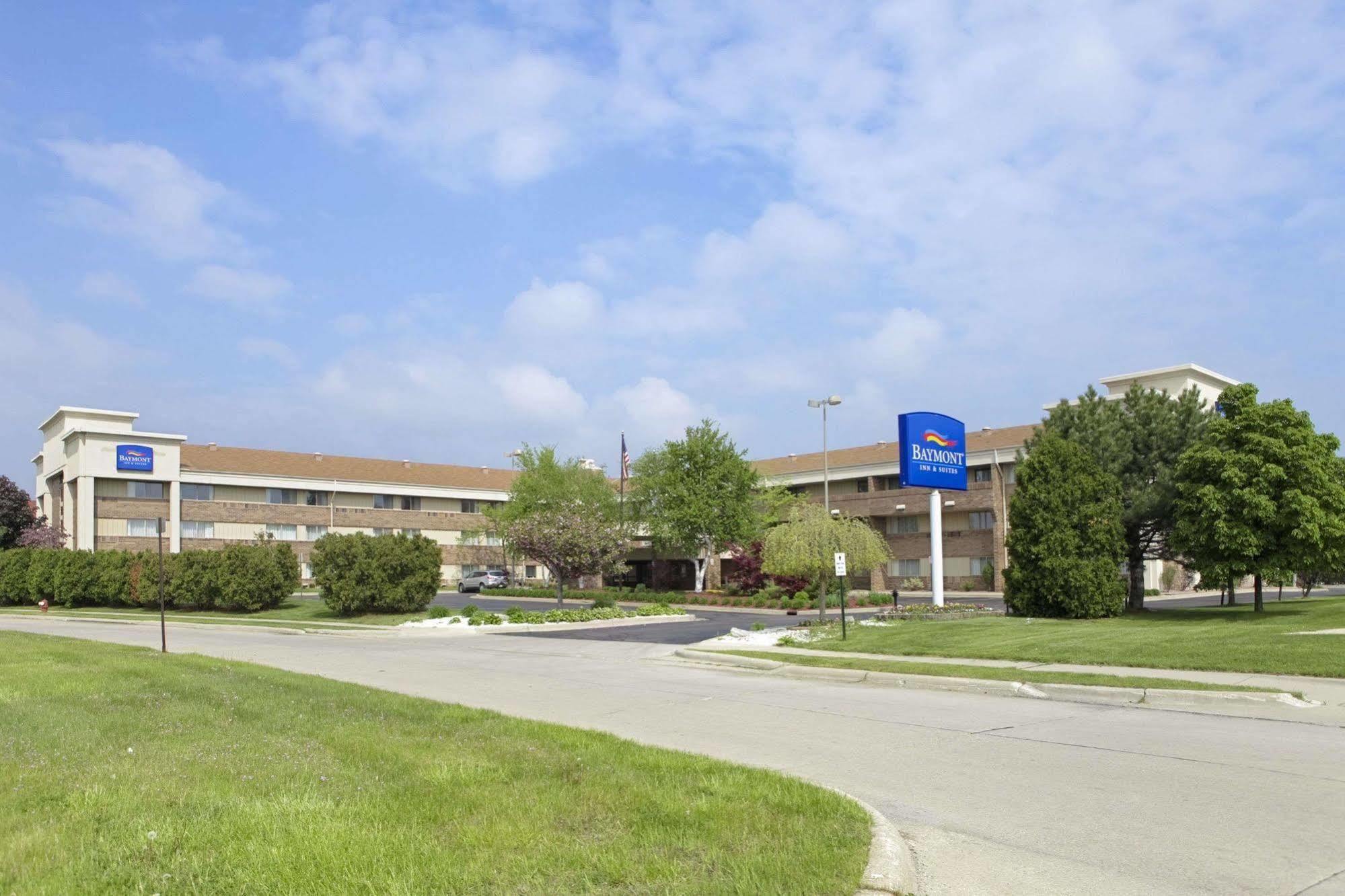 Best Western Warren Hotel Exterior photo